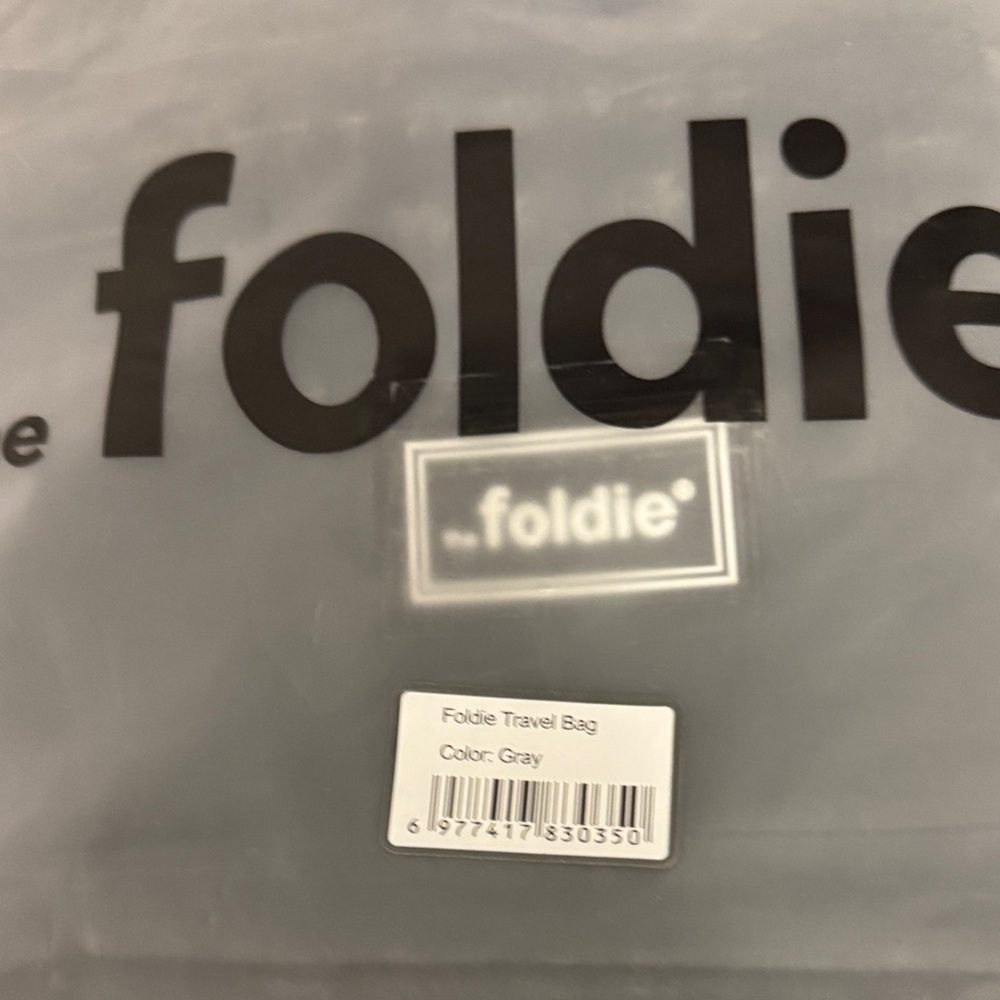 Foldie Gray Travel Bag